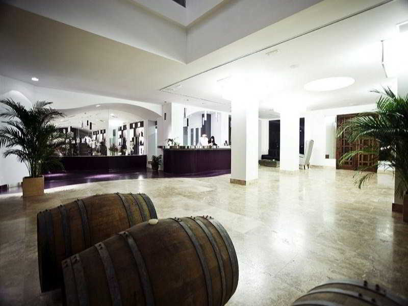 Hotel & Winery Senorio De Nevada Villamena Екстериор снимка